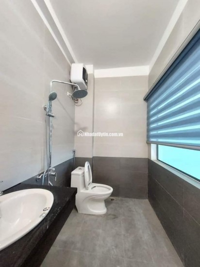 Cho thuê nhà, THANG MÁY, 158m2- 5T, Nguyễn Tuân, Vũ Trọng Phụng -53 tr